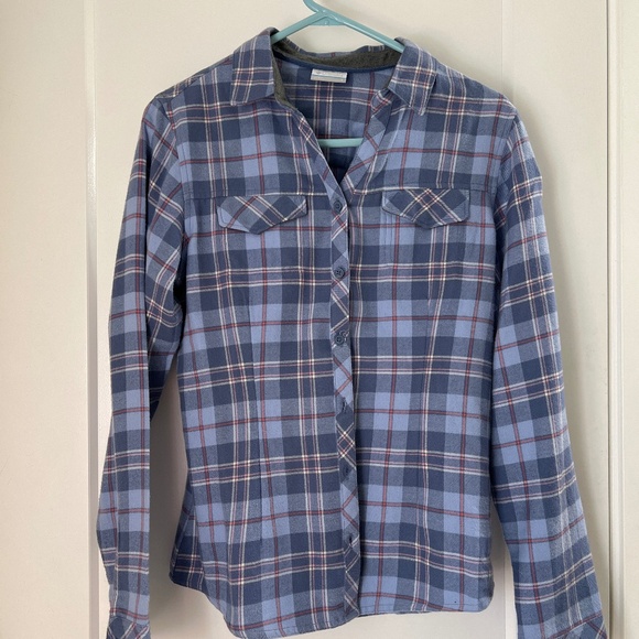 Columbia button up - Picture 1 of 3